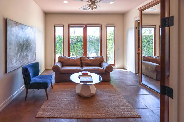 16 Villaggio Place, Rancho Mirage CA: https://media.crmls.org/mediaz/a007d2ea-5d3a-4538-92ec-4032e6b645e5.jpg