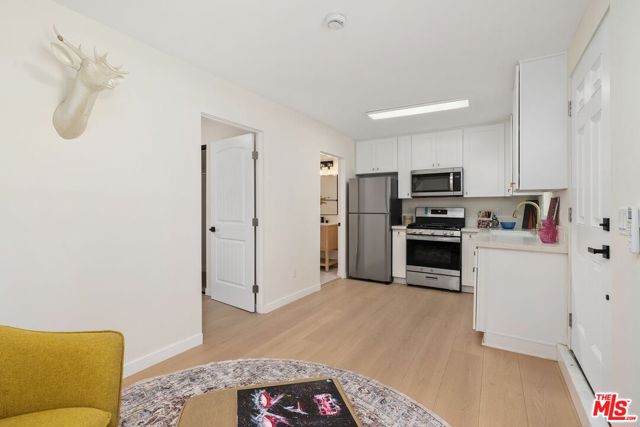 6916 Bellingham Avenue, North Hollywood CA: https://media.crmls.org/mediaz/a00859df-481c-43b8-9c20-5e38f8e0820c.jpg