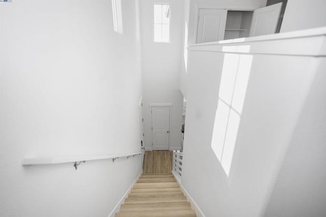 251 E Wrigleys Ave, Mountain House CA: https://media.crmls.org/mediaz/a0087374-0965-403a-a589-fc8c88bfcab8.jpg
