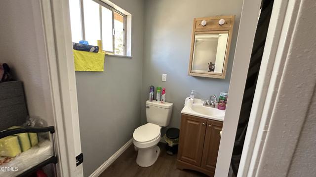 Detail Gallery Image 11 of 13 For 325 Del Sur Way, Oxnard,  CA 93033 - 4 Beds | 2 Baths