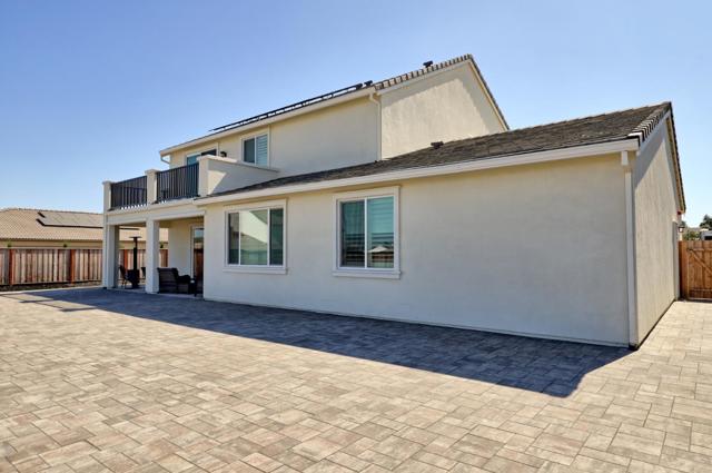 172 Vienna Way, Hollister CA: https://media.crmls.org/mediaz/a0099f66-d00b-4956-9429-fcf7c39666ca.jpg