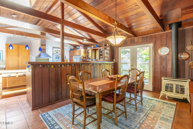 32450 32450 Simpson Lane, Fort Bragg CA: https://media.crmls.org/mediaz/a00a135c-4f74-4ea7-864b-80b965ab97c4.jpg