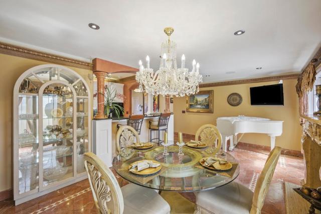 1181 Virginia Avenue, Campbell CA: https://media.crmls.org/mediaz/a00b900f-75a6-4dee-8f27-039b10ca29eb.jpg