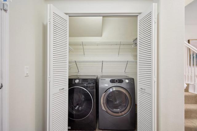 3240 Maguire Way, Dublin CA: https://media.crmls.org/mediaz/a00bcdab-10fe-479b-b15d-e5cc5aec1aab.jpg