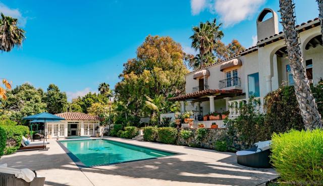 3247 Cerros Redondos, Rancho Santa Fe CA: https://media.crmls.org/mediaz/a00be98c-513f-4af5-a976-5f9fe6c8312f.jpg