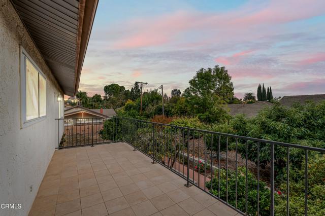 202 Faculty Street, Thousand Oaks CA: https://media.crmls.org/mediaz/a00ccef7-6cfd-4f89-a86f-b35d75885b12.jpg