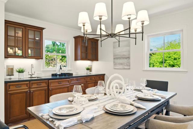 1405 Oakhurst Avenue, San Carlos CA: https://media.crmls.org/mediaz/a00d842d-bad1-4302-be5b-729ae24e1454.jpg
