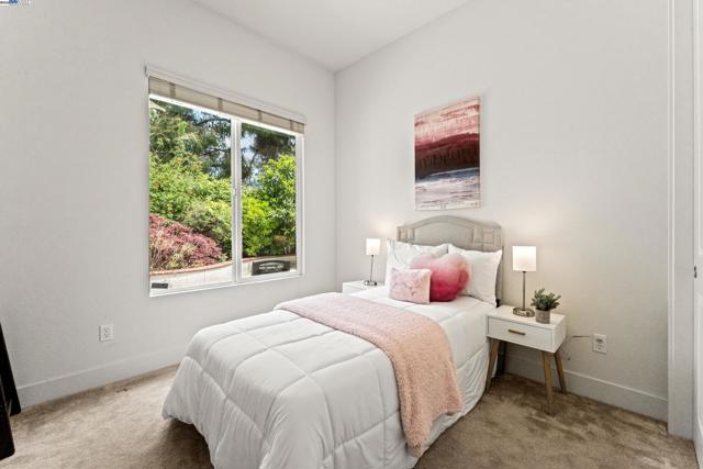 35607 Embassy Common, Fremont CA: https://media.crmls.org/mediaz/a00d8c3e-9ba0-49de-aff3-544ebbcf0558.jpg