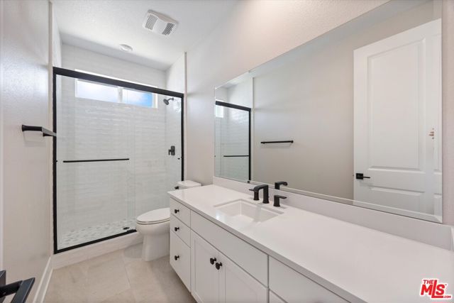 5153 Wild Oak Lane, El Dorado Hills CA: https://media.crmls.org/mediaz/a00d9e2e-6c77-47a7-8d01-cd6aeb557a93.jpg