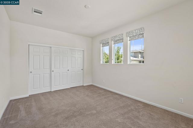 589 W Huntington Ave, Mountain House CA: https://media.crmls.org/mediaz/a00eebc3-cf77-445b-a838-805fd55a321b.jpg