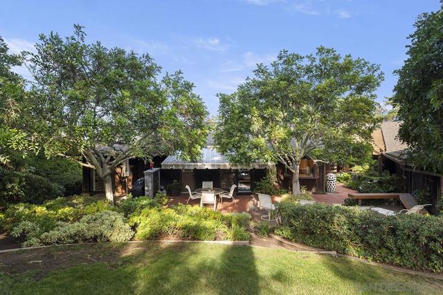 6346 Ridge Manor Avenue, San Diego CA: https://media.crmls.org/mediaz/a00f61c9-df0b-41a7-bc32-6cf16ac88764.jpg