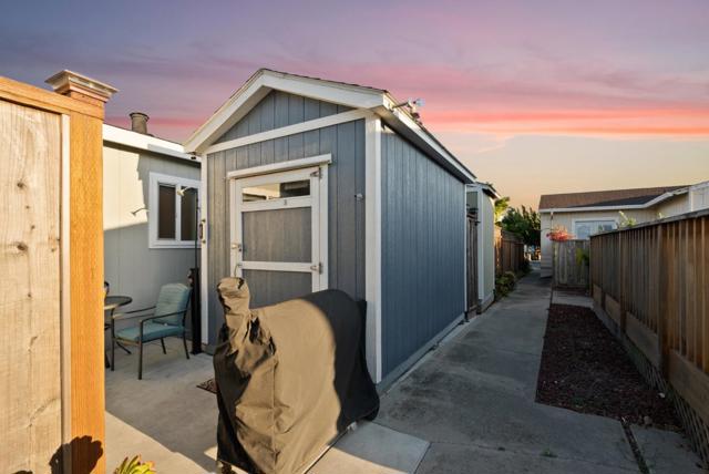 2395 Delaware Avenue, Santa Cruz CA: https://media.crmls.org/mediaz/a0103163-5a93-468b-a72f-f85d554e3f8f.jpg