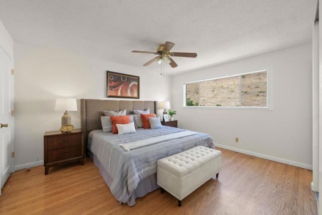 423 Riviera Drive, Union City CA: https://media.crmls.org/mediaz/a0118778-02c4-4b6d-83ea-f1d677c61ebf.jpg