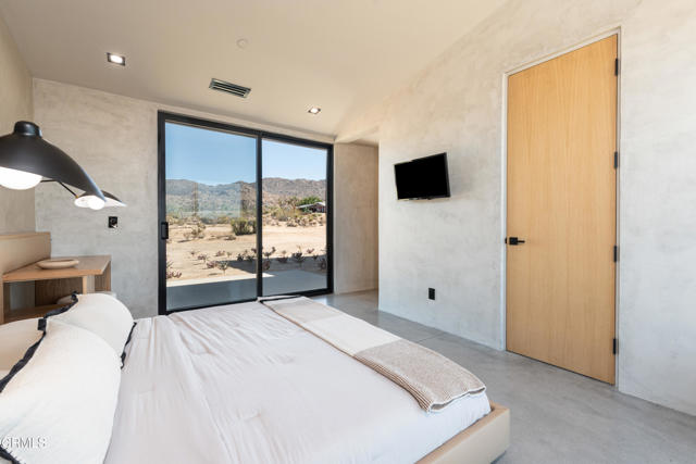 61464 Melton Trail, Joshua Tree CA: https://media.crmls.org/mediaz/a0123c62-824f-445c-861c-57a3759f8f5b.jpg