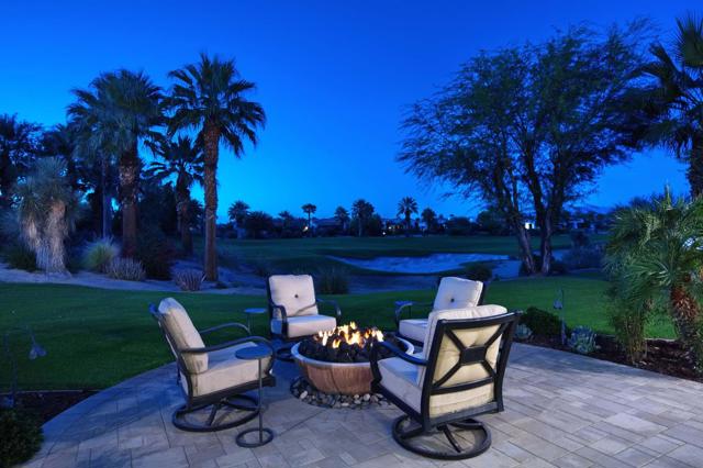 76054 Via Saturnia, Indian Wells CA: https://media.crmls.org/mediaz/a0125e3c-623a-4fdf-9f58-a025710dc639.jpg