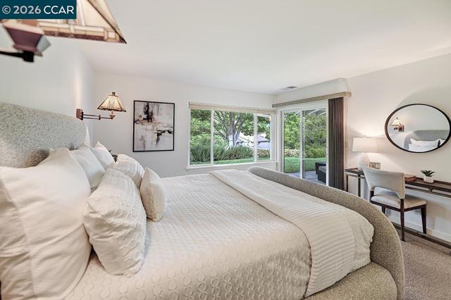 Image 29 of 58 For 925 Terra California Dr  6