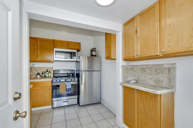 627 S 3rd Street, San Jose CA: https://media.crmls.org/mediaz/a013290f-e635-445b-8012-c81eb71bfc05.jpg