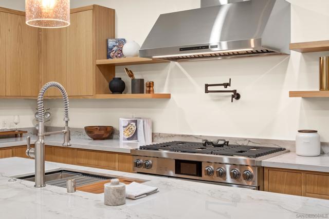 1531 33 Lieta St, San Diego CA: https://media.crmls.org/mediaz/a01419d7-b418-44bb-903b-2239bc84bc46.jpg