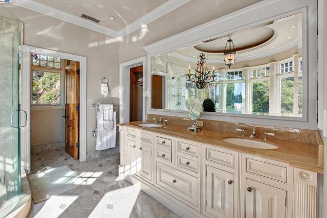 797 Las Olas Dr, Aptos CA: https://media.crmls.org/mediaz/a01460bb-4ed0-4624-bd3a-ba6e44317ac2.jpg