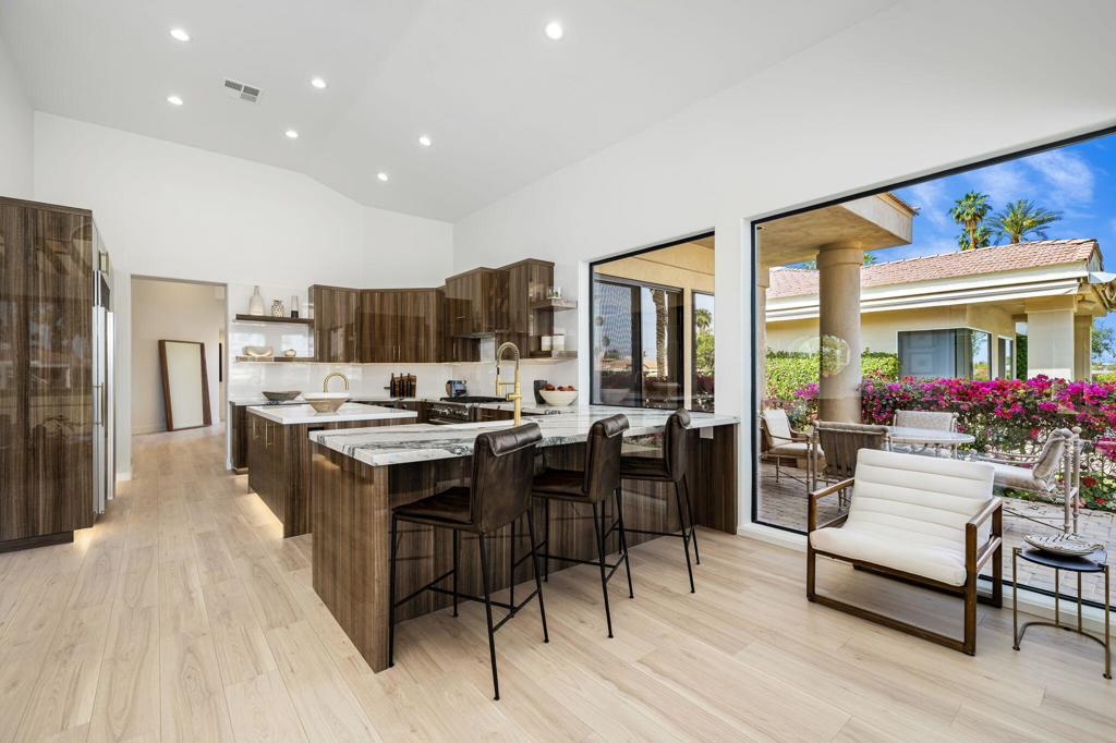 MLS #219137931DA image #9