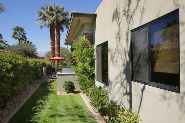 Image 41 of 43 For 77613 Via Villaggio
