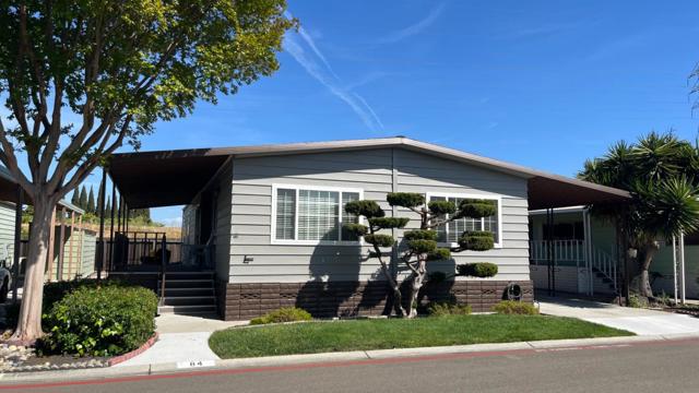 690 Persian Drive, Sunnyvale CA: https://media.crmls.org/mediaz/a0179f4a-096e-4231-93b0-f9d37339f199.jpg