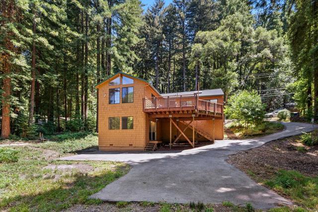 1116 Lakeside Drive, Felton CA: https://media.crmls.org/mediaz/a0183891-d3d3-421e-bda1-7238bf24e3f6.jpg