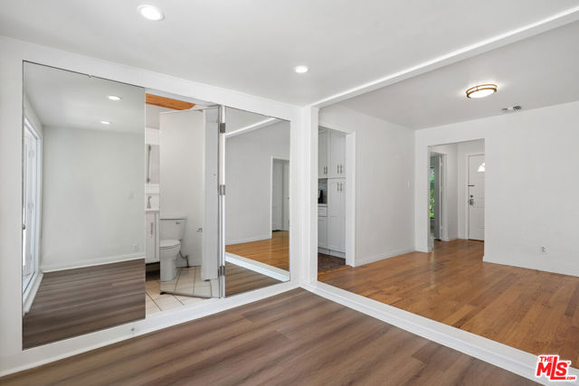 769 Wildomar, Pacific Palisades CA: https://media.crmls.org/mediaz/a01844d4-3622-4488-b6e0-6896a706fe2f.jpg
