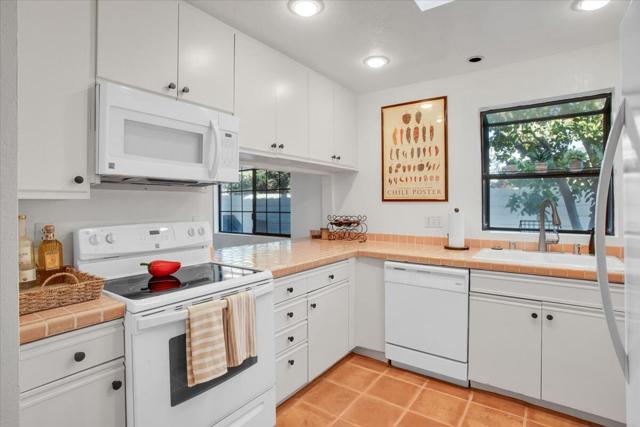 Image 9 of 36 For 45550 Ocotillo Dr Unit E