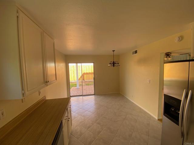 Detail Gallery Image 11 of 16 For 2265 Charise St, Escondido,  CA 92025 - 3 Beds | 2/1 Baths