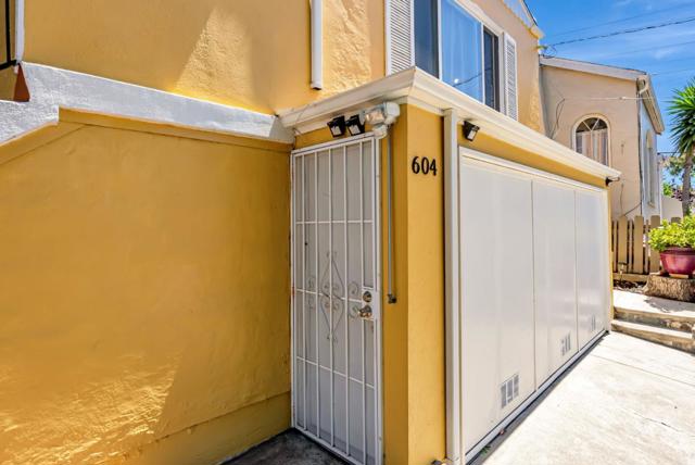 604 Key Boulevard, Richmond CA: https://media.crmls.org/mediaz/a01ccd5e-d8b0-41f2-aff8-246aa02dfb80.jpg