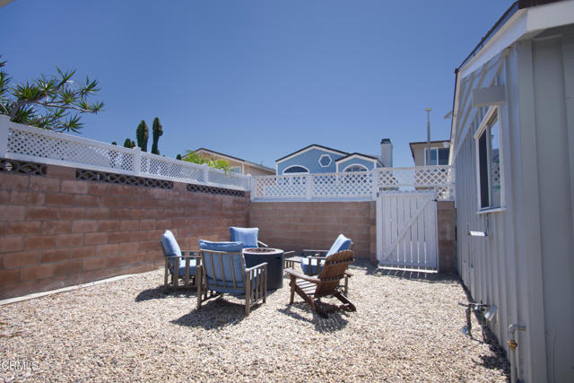 Detail Gallery Image 11 of 13 For 5230 Beachcomber St, Oxnard,  CA 93035 - 3 Beds | 2 Baths