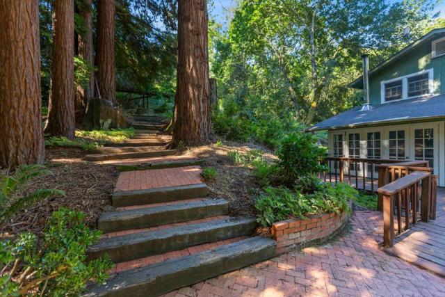 22370 Old Santa Cruz Highway, Los Gatos CA: https://media.crmls.org/mediaz/a01e89b2-11a5-453e-8d9d-99a4fc3c61be.jpg