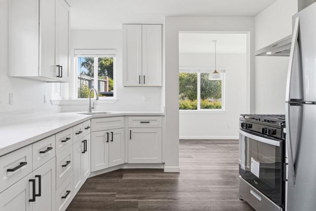 7876 Bancroft Avenue, Oakland CA: https://media.crmls.org/mediaz/a01eb672-7b0d-42b6-9aa9-b8ec72a2df38.jpg