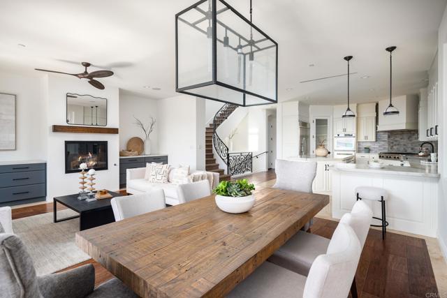 238 Date Ave, Carlsbad CA: https://media.crmls.org/mediaz/a01f3066-d634-47c2-ae0a-e449b8313022.jpg