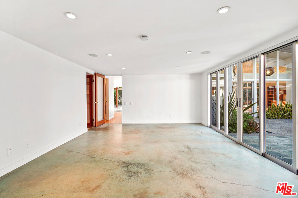 MLS #26851307 image #43