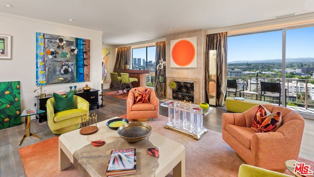 100 S Doheny Drive #PH 1