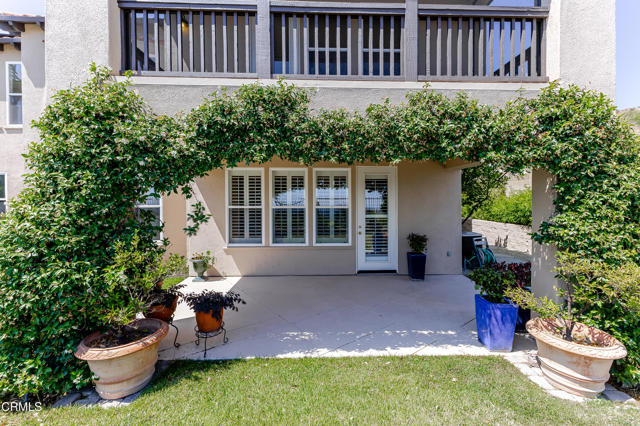 3911 Lilac Canyon Lane, Altadena CA: https://media.crmls.org/mediaz/a022dc79-e855-4dbc-a817-0ced04b62e04.jpg