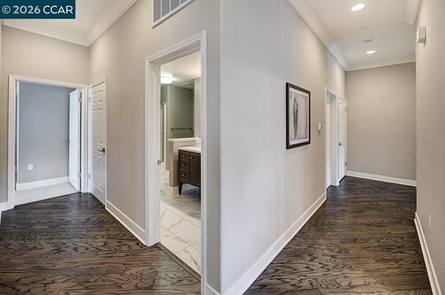 Image 24 of 59 For 539 High Eagle Ct