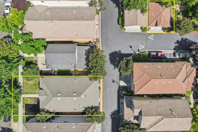 774 S 12th St, San Jose CA: https://media.crmls.org/mediaz/a024f37e-ca0e-41a1-9dc2-91630b35fd0b.jpg