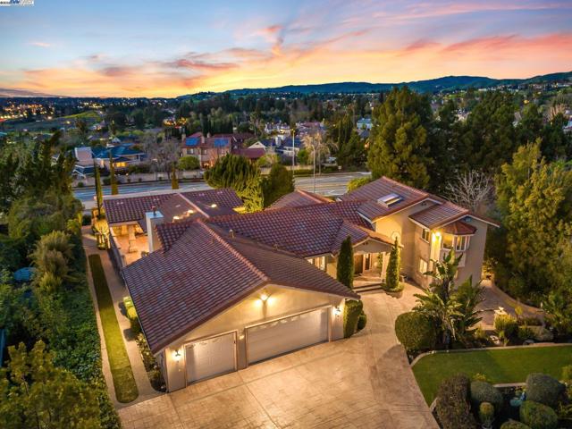 46925 Aloe Court, Fremont CA: https://media.crmls.org/mediaz/a026d550-2141-4b40-bf18-7e4aa6c848b5.jpg