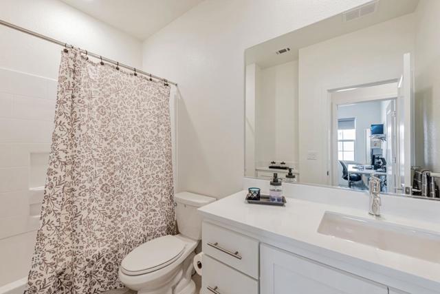 9355 Ocean Park Way, Newark CA: https://media.crmls.org/mediaz/a026ed10-9122-4e26-bc9a-91139291118a.jpg
