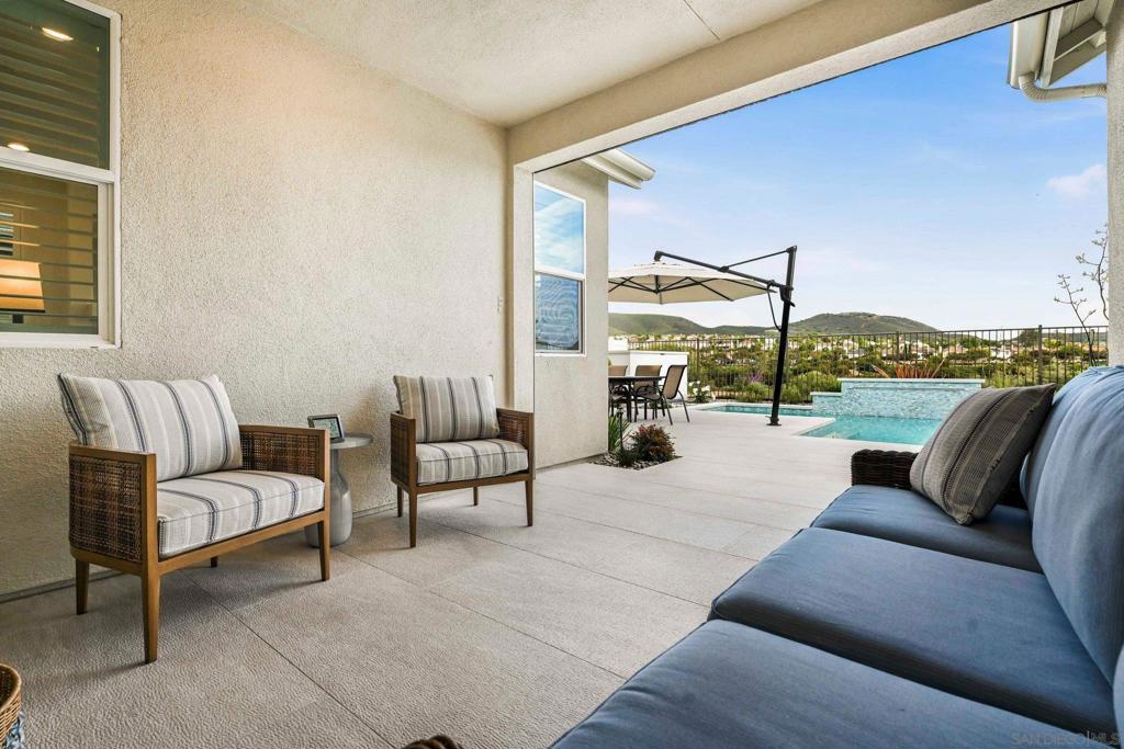 888 Cayley Ave - photo 12