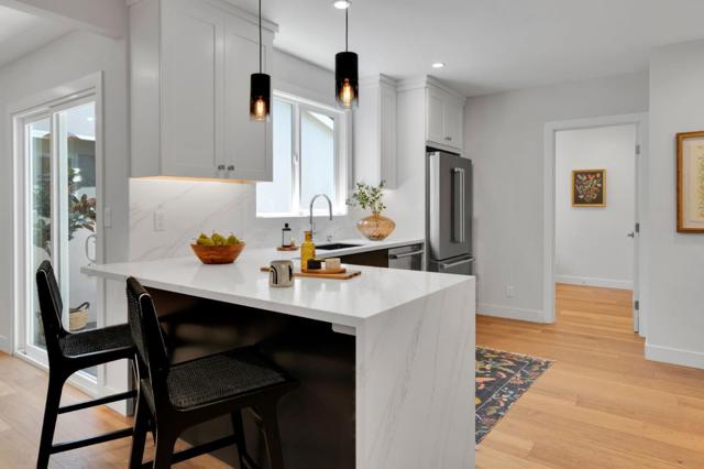 2810 Isabelle Avenue, San Mateo CA: https://media.crmls.org/mediaz/a0272ab1-2681-4b26-a0e4-465647953662.jpg
