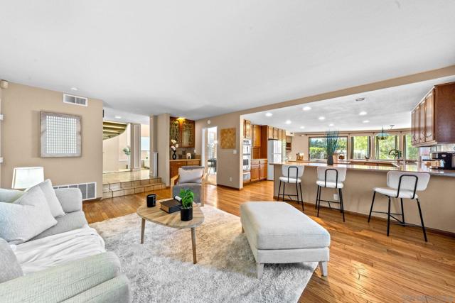 12417 Shropshire Lane, San Diego CA: https://media.crmls.org/mediaz/a027a336-cc7b-466b-96a0-ebf5a05e3f4a.jpg