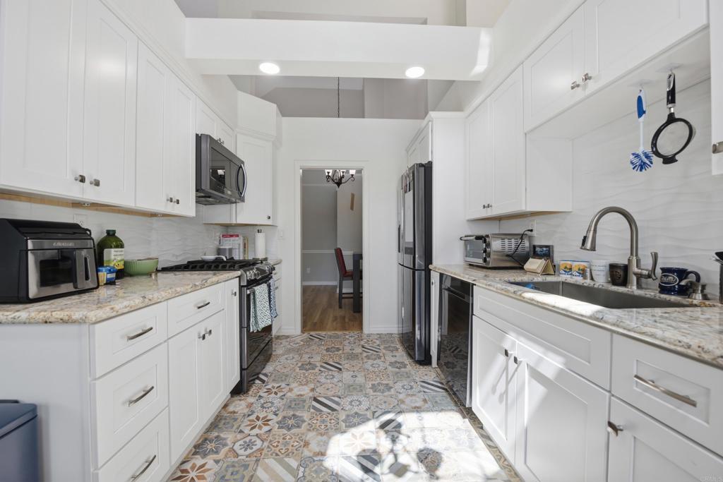 879 English Holly Lane - photo 11