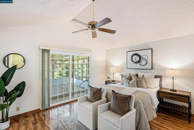 5200 Myrtle Dr, Concord CA: https://media.crmls.org/mediaz/a0293d3b-5f83-44fb-bf66-3f8c2b355ec1.jpg