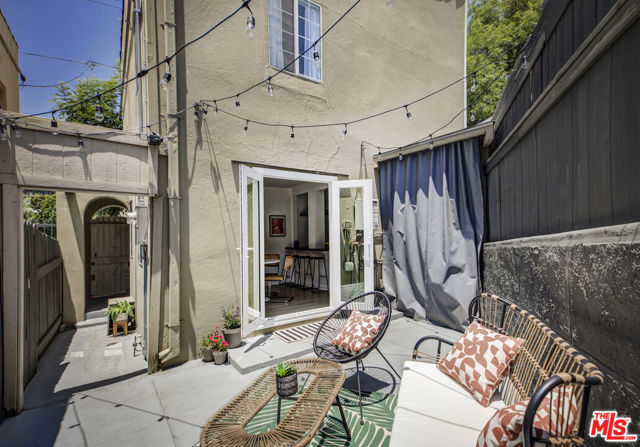 329 N Avenue 57, Los Angeles CA: https://media.crmls.org/mediaz/a029b7be-91c6-43e5-86b0-f4956d42ea6d.jpg