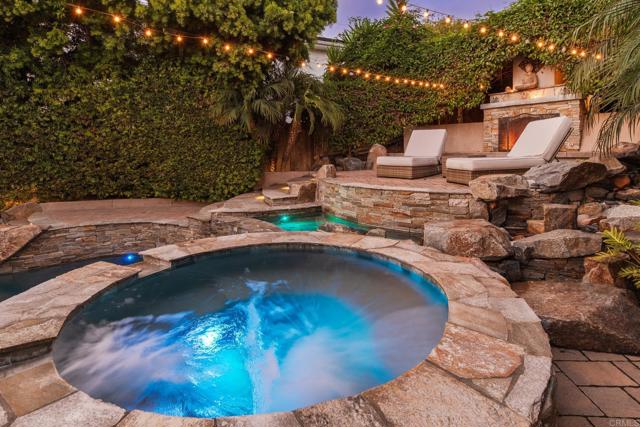 Detail Gallery Image 33 of 45 For 3736 Donna Ct, Carlsbad,  CA 92008 - 5 Beds | 4 Baths