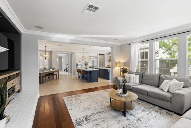 6257 Alverton, Carlsbad CA: https://media.crmls.org/mediaz/a02b1102-3100-43ad-b20d-ff618e920a41.jpg
